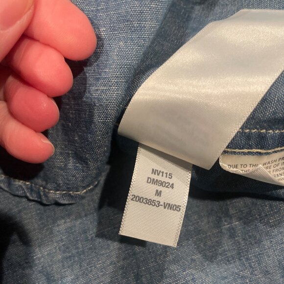 NWT Madewell Men's M Chambray Button-Up Shirt Cotton-Linen Blend Lorena Wash - Picture 7 of 7